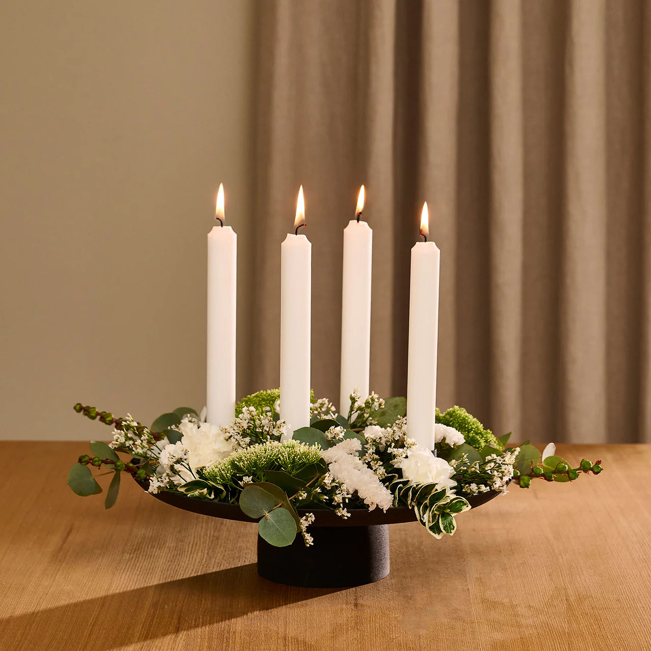 Matthæus Tablett D30 cm mit Kerzenhalter